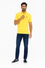 تیشرت مردانه زرد تیره یقه پولو U.S. Polo Assn